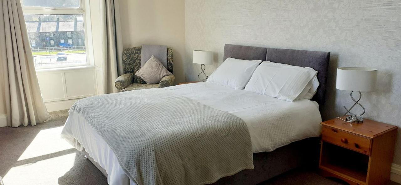 Queens Rooms Porthmadog Extérieur photo